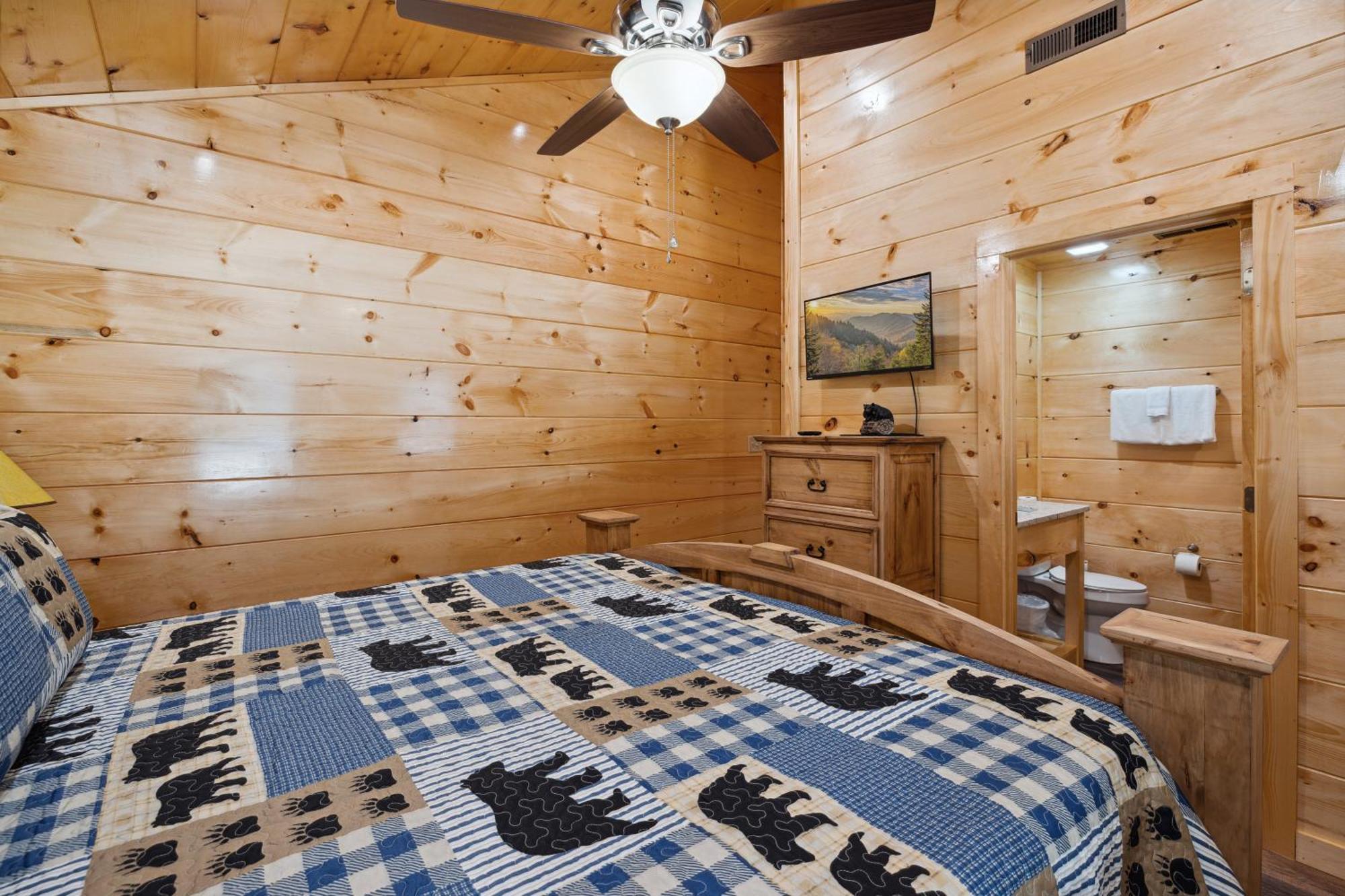 The 3 Bears Is A Newly Built 3 Bedroom Cabin Only 3 Minutes From The Parkway! Пиджен-Фордж Экстерьер фото