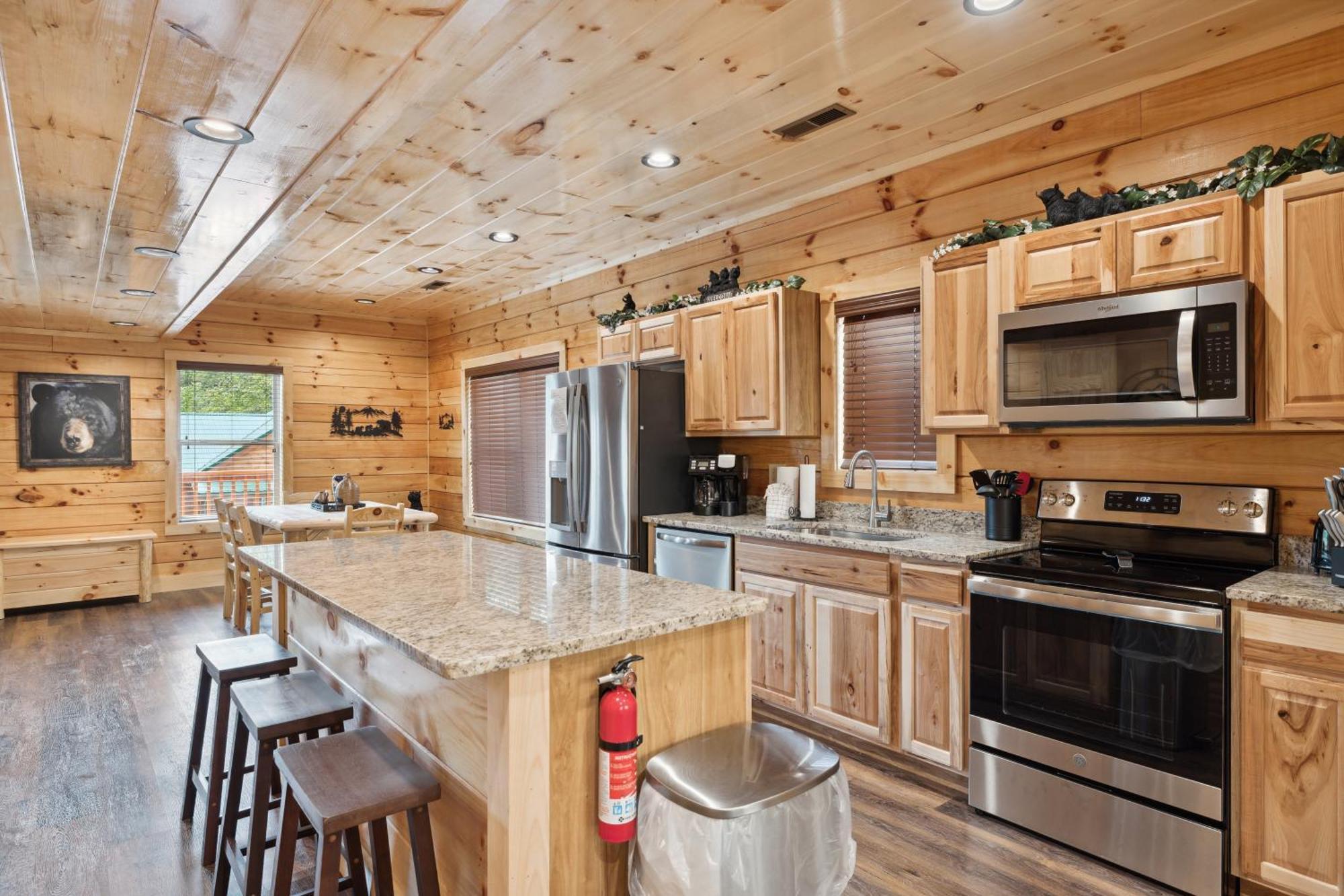 The 3 Bears Is A Newly Built 3 Bedroom Cabin Only 3 Minutes From The Parkway! Пиджен-Фордж Экстерьер фото