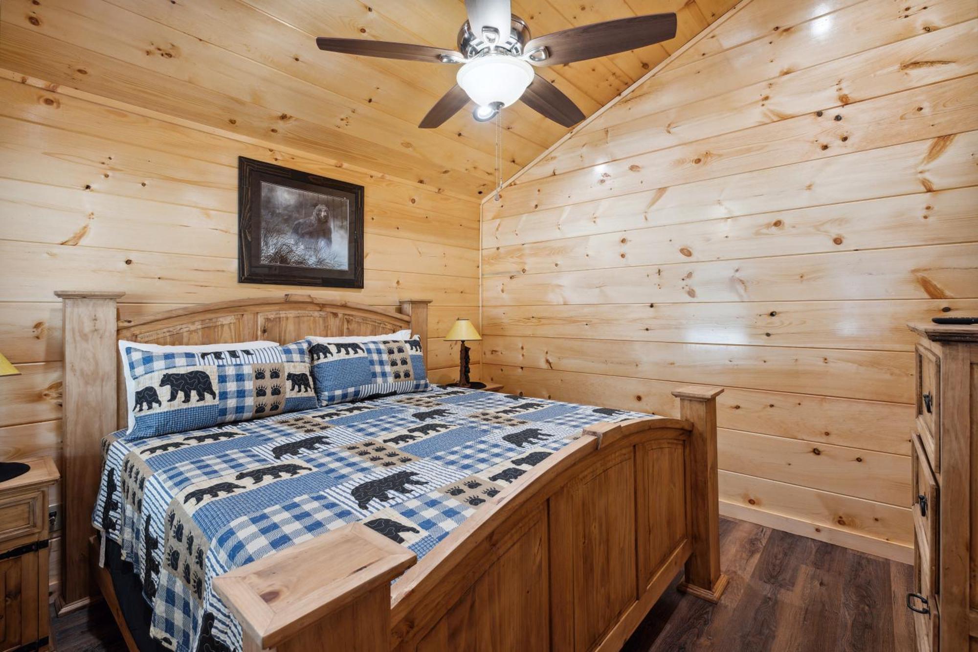 The 3 Bears Is A Newly Built 3 Bedroom Cabin Only 3 Minutes From The Parkway! Пиджен-Фордж Экстерьер фото